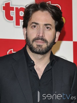 Antonio Garrido - actor de series de TV