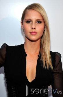 Claire Holt - actriz de series de TV