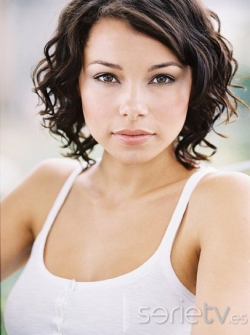 Jessica Parker Kennedy - actriz de series de TV